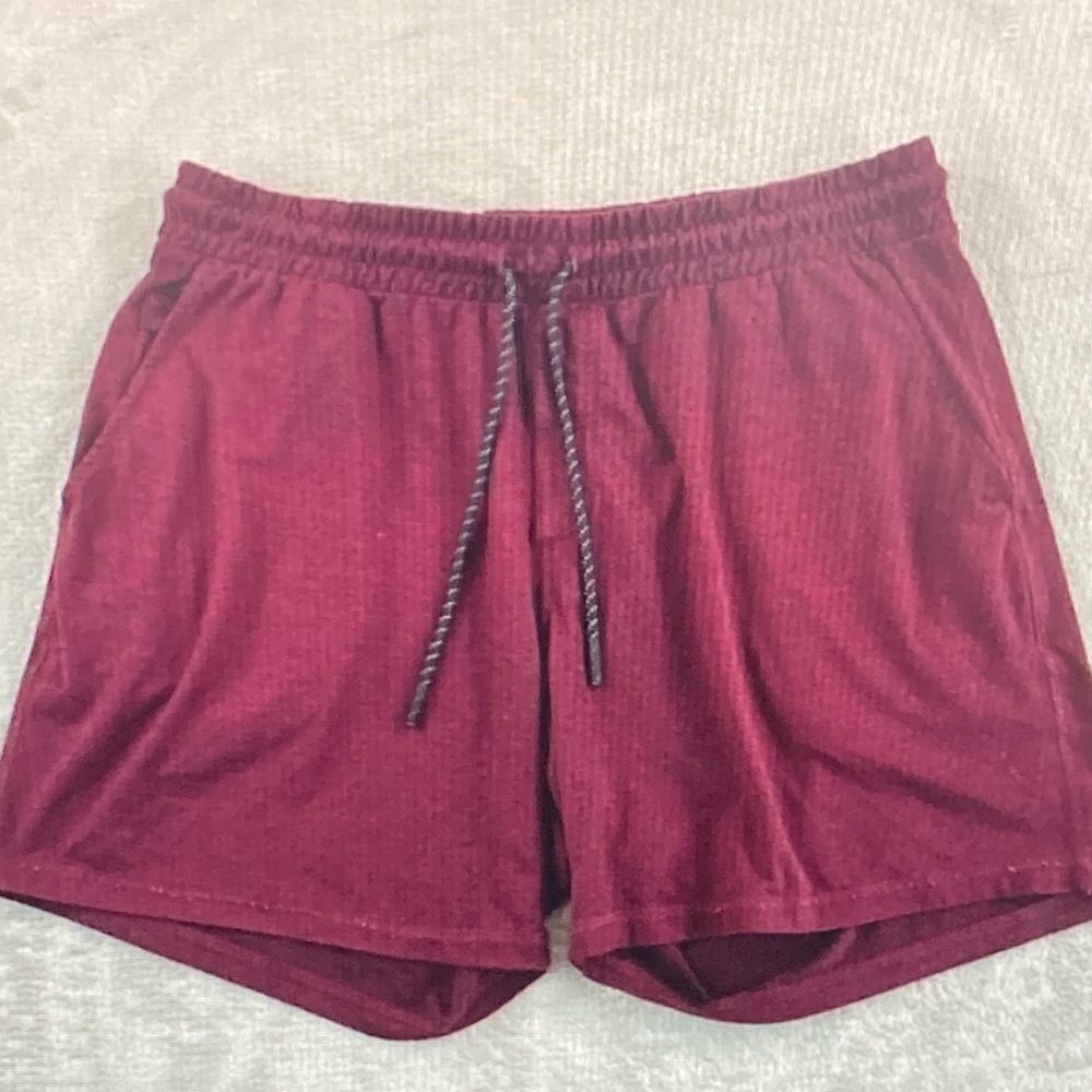 Men's Athletic Shorts - Burgundy